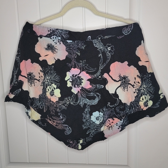 Free People Tops - Free People Strapless Bandana Shaped Top with Unlined Shelf Bra, Women's Large